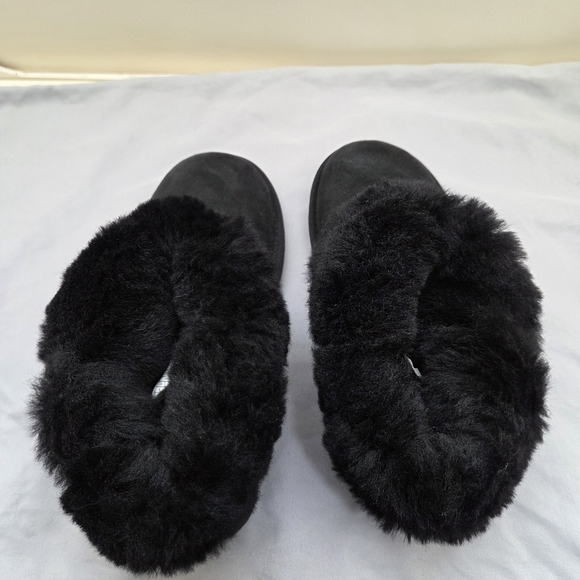 UGG Black Shearling Ankle Boots - Picture 5 of 11
